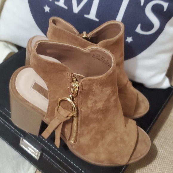 Wedges - Picture 5 of 7